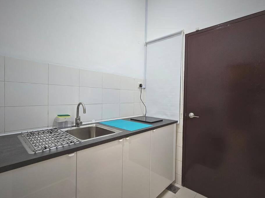 H+M Residence II 3Km To Setia City Convention Klang Luaran gambar